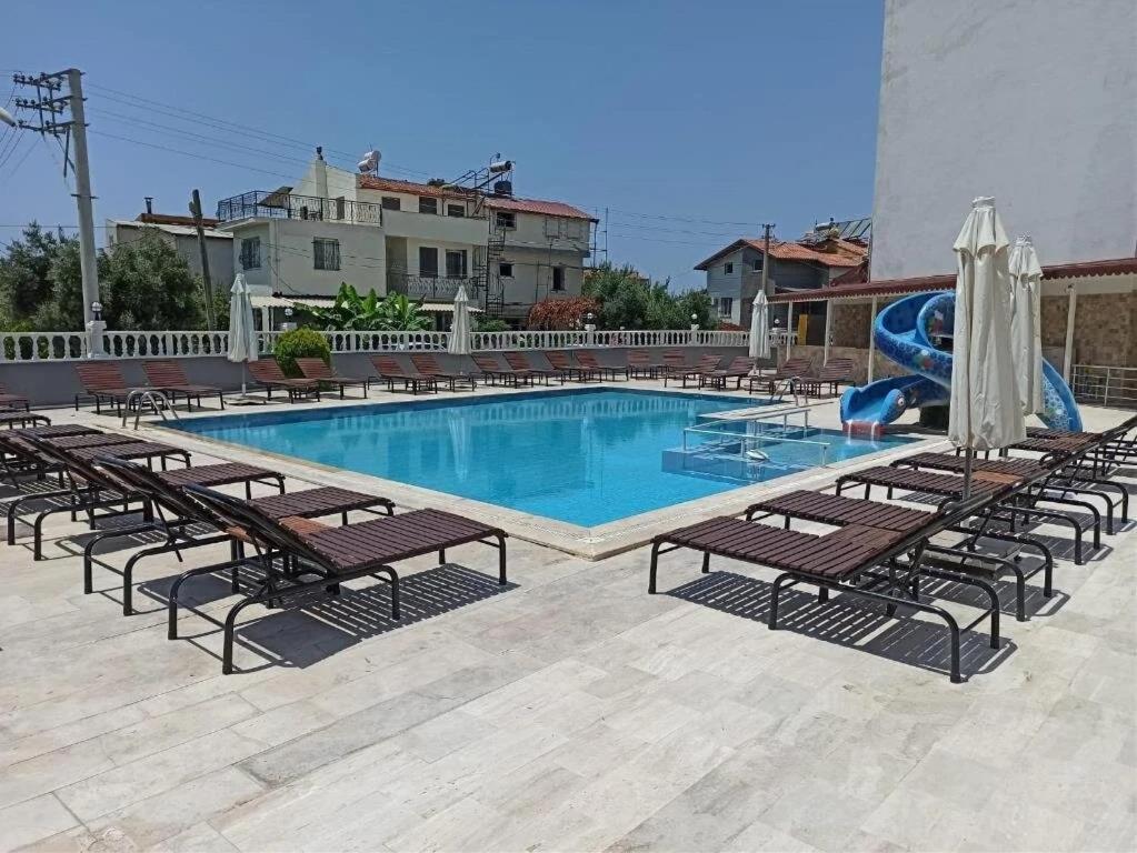 Moonstar Hotel Kusadası Exteriör bild